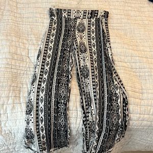Black and white boho style pants